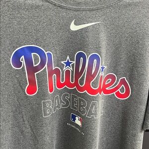 Nike Gray Dri-fit Phillies Baseball Tee with Red & Blue Script!! EUC ❤️💙🤍